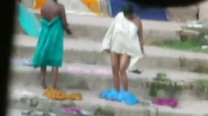 సోదరుడు తన సోదరితో సంతోషంగా ఉన్నాడు, ఎందుకంటే వీడియో సెక్స్ వీడియోస్ ఆమె చల్లని ఒంటి